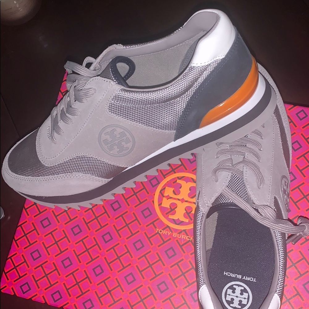 BRAND NEW NEVER WORN Tory Burch sneakers